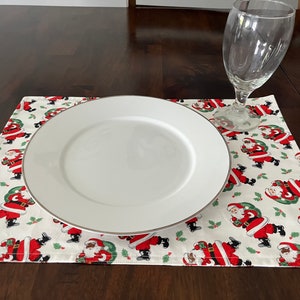 Santa Placemats, Set of 4 Reversible Placemats