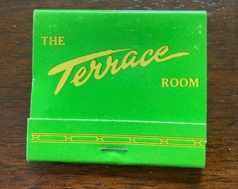 Vintage matchbook, The Terrace Room Restaurant, Bradley International Airport, Connecticut, recuerdos coleccionables nuevos y nunca usados