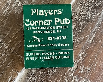 Caja de cerillas vintage del Players' Corner Pub - Recuerdos de Providence, Rhode Island