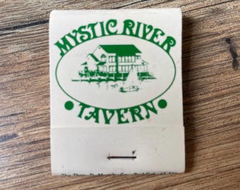 Caja de cerillas vintage de Mystic River Tavern - Coleccionable de Connecticut