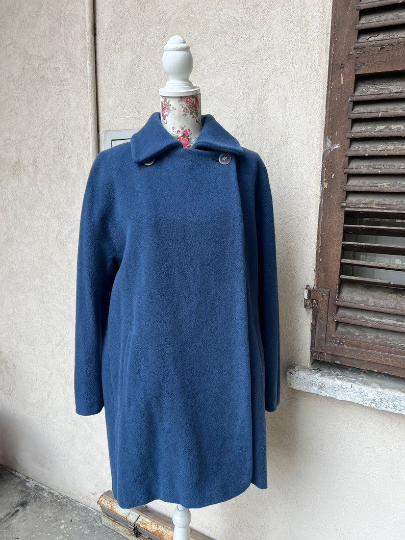 Vintage blue wool and cashmere coat image 3