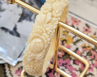 celluloid bangle bracelet, vintage 1940
