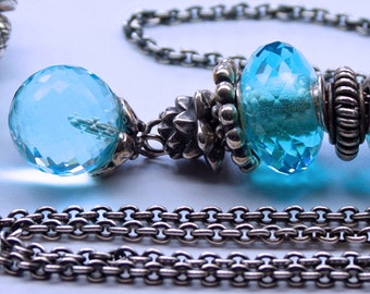 925 Silber Fantasykette mit einem facettierten Sky Blue Quarz Anhänger