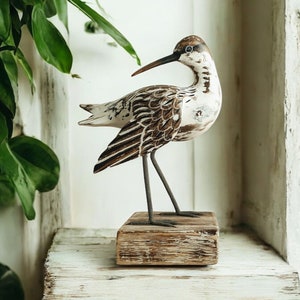Hand Made Wooden GODWIT Carving / Bird Ornament / Wading Bird / Hand Crafted Godwit Preening Figurine / Coastal Bird / Gift for Him or Her