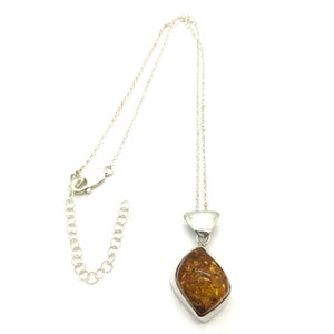 Beautiful Amber,Pendant Necklace,Amber,Natural Stone,Sterling Silver,Chain,Extender,Adjustable Necklace,Amber,Gift,Gold,Silver
