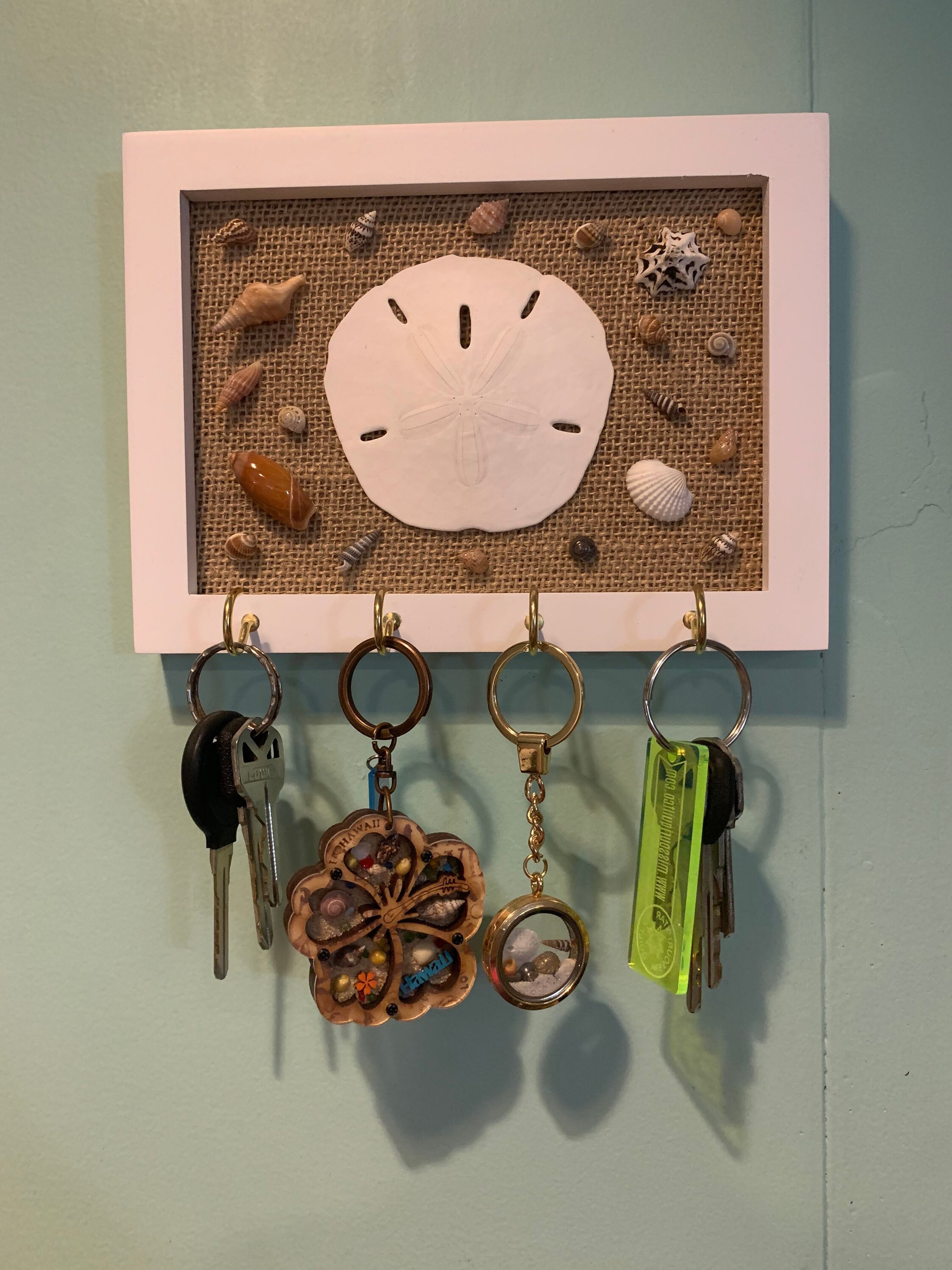 Key Chain Holder, Sand Dollar Wall Decor, Beach Key Hanger, Ocean Key ...