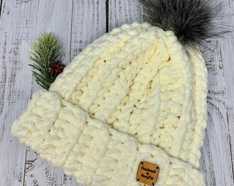 Adirondack crochet hat, Adirondack hat, chunky winter hat, winter hat, white hat, pompom hat,  Christmas hat, faux fur pompom hat