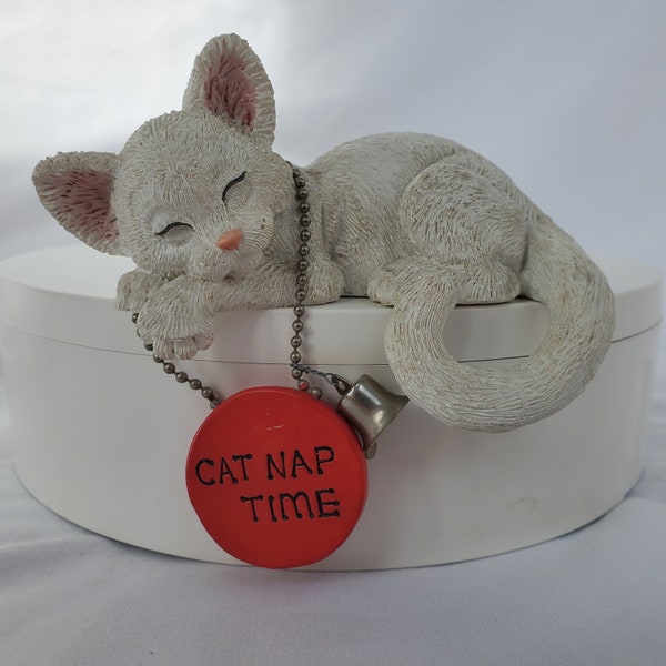 Vintage Book Shelf Ledge Sleeping White Kitty Figurine "Cat Nap Time" by Kathy Wise | Anniversary Birthday Valentine's Day Present Gift Idea