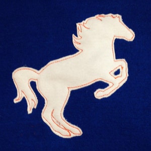 Raw edge mustang – horse – machine embroidery or applique design