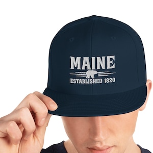 Maine Vacation Gift Souvenir Established 1820 Bear Adults Snapback Hat