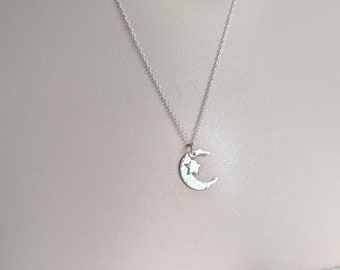Moon and Star necklace, hammered moon pendant, Sterling silver crescent moon necklace, star necklace, lunar pendant, Gift for wife