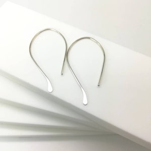 Handmade Argentium Silver Drop Earrings: Modern Threader Dangle
