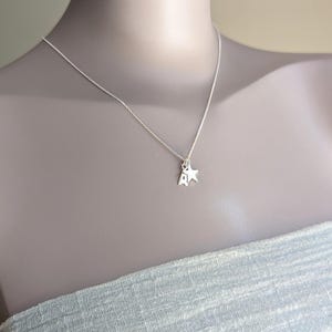Collar de letra personalizado con estrella, collar de estrella con dije inicial, alfabeto personalizado, colgante de estrella y letra en plata esterlina, regalo de cumpleaños