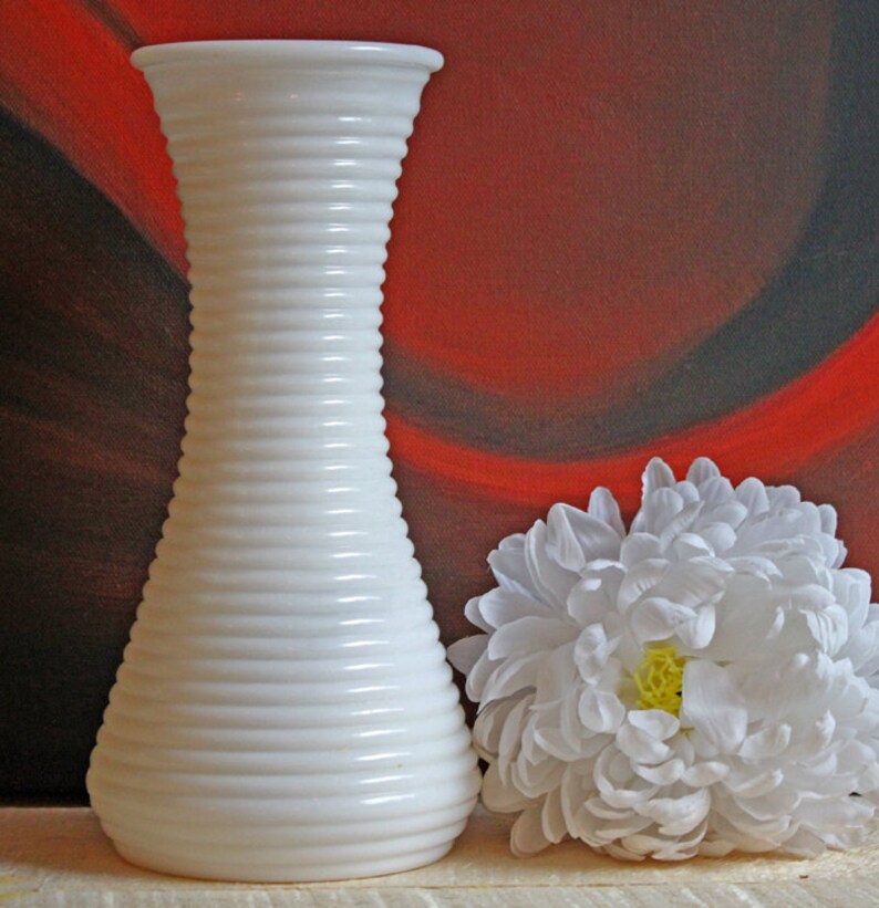 Vase. Milk Glass Vase With Horizontal Ribs Design. Collectible Etsy
