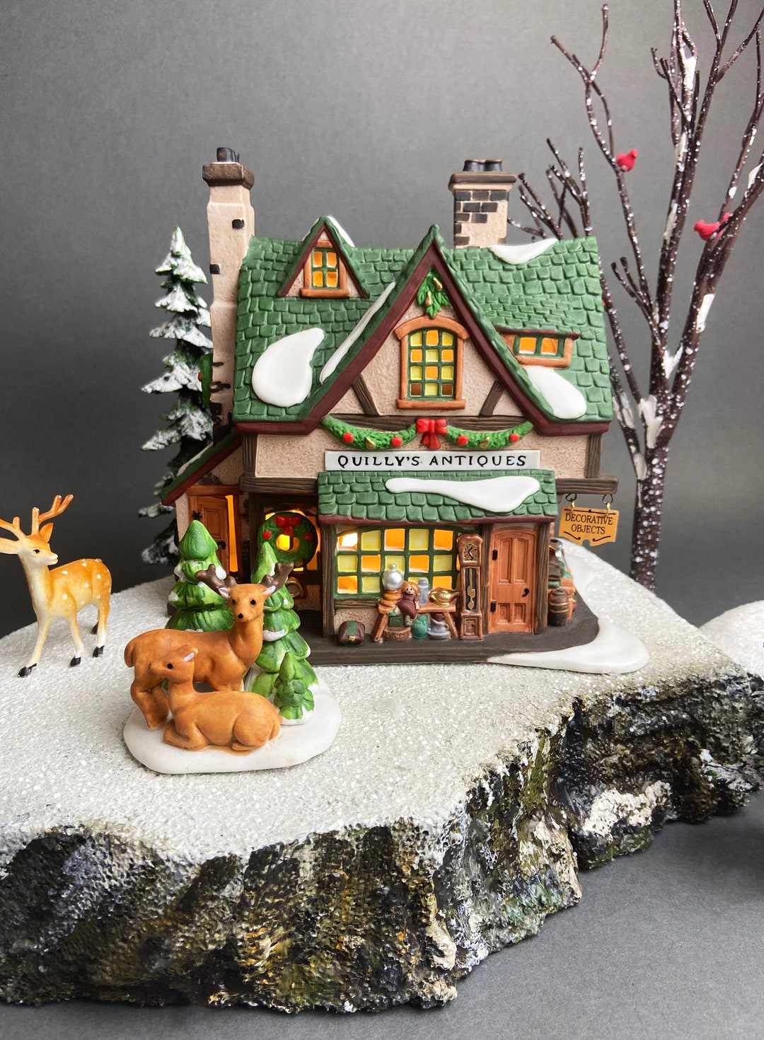 DEPARTMENT56｜HERTAGE VILLAGE COLLECTION Department 56 Christmas Village House. Illuminated Dickens