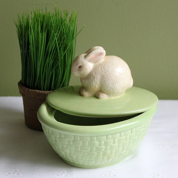 Pottery Bowl with with Bunny on Lid.  Spring Decoration. Hallmark Collectible.