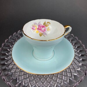 Vintage Aynsley Tea Cup and Saucer.  Fine Bone China. Made in England.  Collectibles.  Replacements.