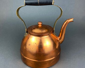 Vintage Copper Kettle with Wooden Handle.  Rustic Kettle for Restaurant Display, Kitchen or Kettle Collection.