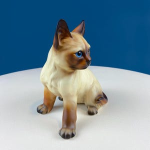 Vintage Siamese Cat Figurine with Intense Blue Eyes. Seated Handpainted Porcelain Animal Figurine. Gift for Cat Lover. Home Decor.