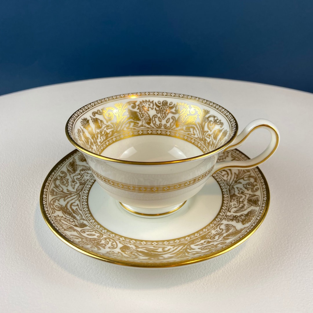 Antique Wedgewood Porcelain Tea Cup and Saucer. White & Gold Florentine