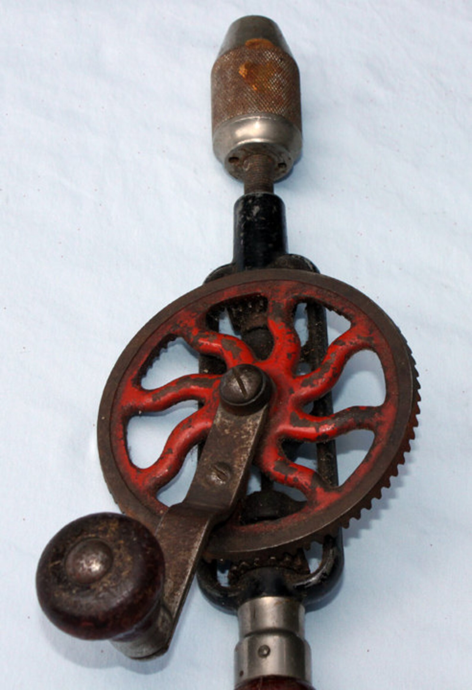 Trapano a mano. Antico strumento arrugginito. Strumento unico Etsy