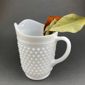 Large Milk Glass Pitcher Hobnail Patter. Water Juice Punch Iced Tea Pitcher. Dining Room Decor. Lemonade Stand. Wedding Gift.