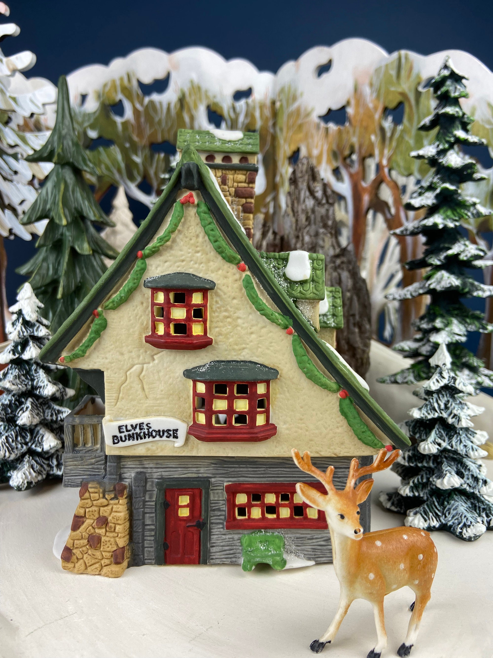 Dept. 56. Elf Bunkhouse. Illuminated Christmas Village Porcelain