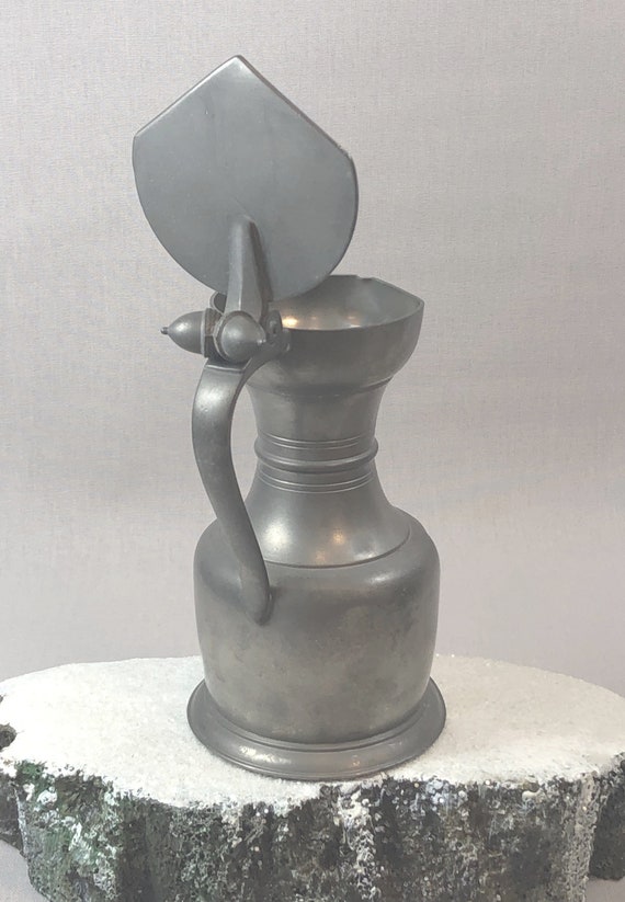 Hallmark Pewter Figure (JAS) Hallmark Pewter Figure (JAS)