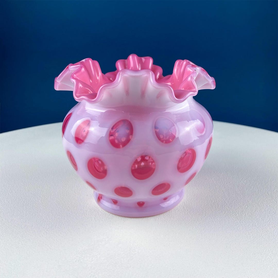 Vintage Fenton Pink Coin Dot Vase. White to Cranberry Glass Vase With ...