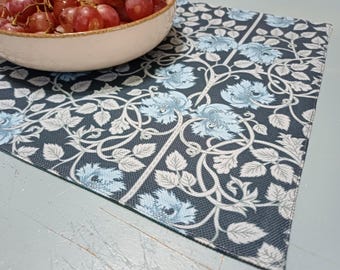 William Morris Style Botanical Placemats - Vintage Floral Print Fabric Table Mats