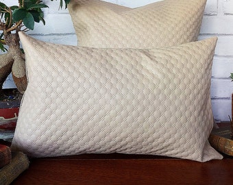 Beige geborduurde kussensloop van kunstleer: modern Scandinavisch decor (10 x 16 inch)
