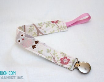 Posh Pacifier Clip: 1 clip in Pink Owl