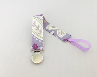 Posh Pacifier Clip: Lily Lavender