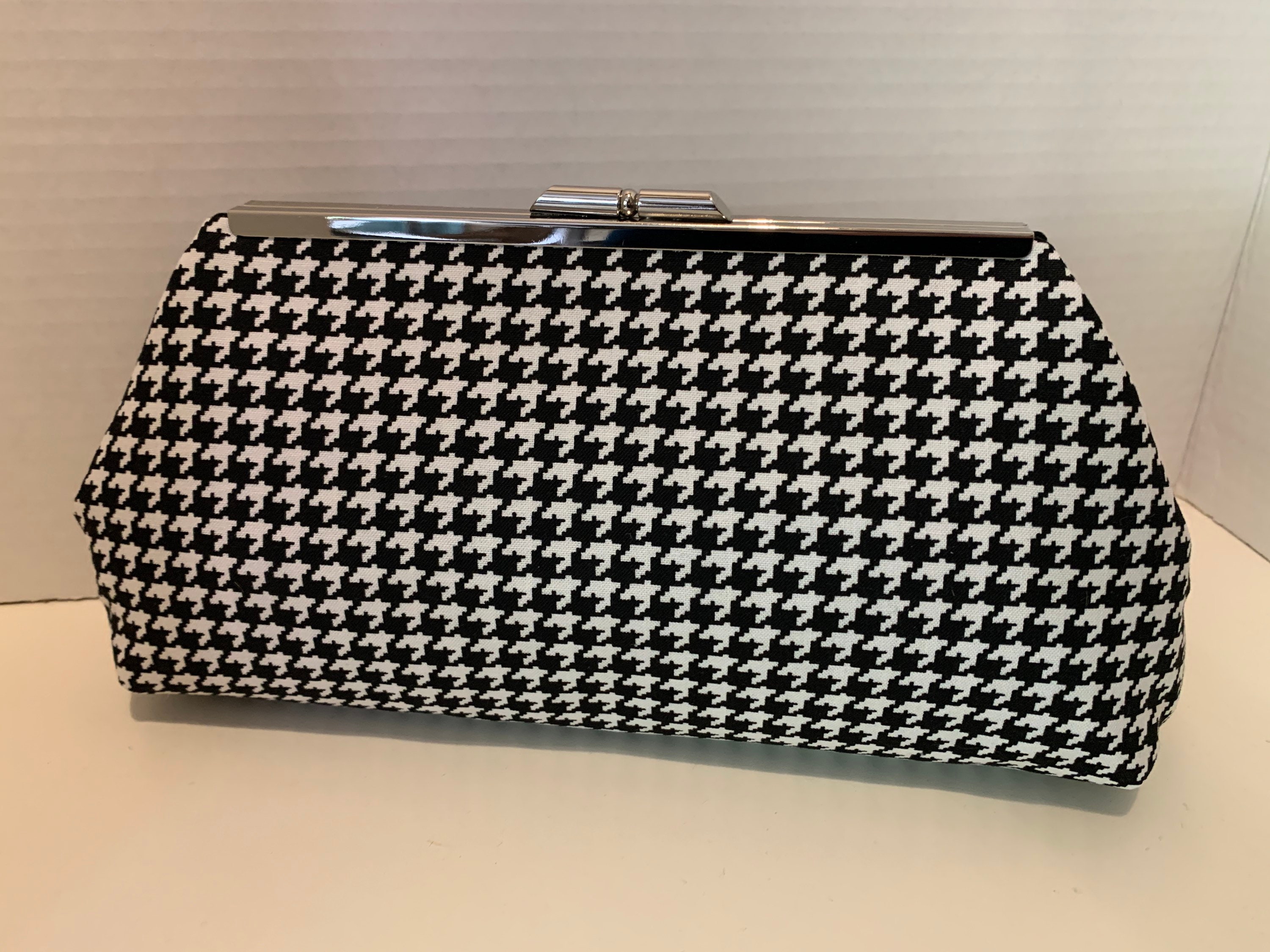 Houndstooth clutch hotsell
