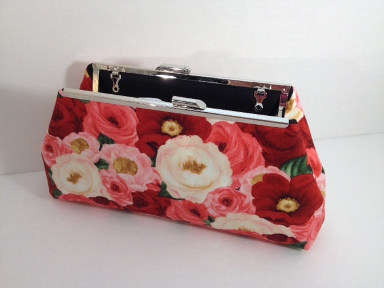 Beautiful Rose Print Clutch Purse With Gold Finish Snap Close Etsy