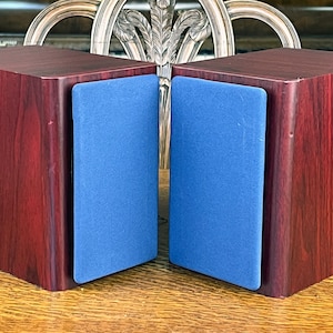 Pair of Bookshelf Speakers, Emerson Research Model 60-1381, 4 OHMS, Cherry Wood Finish, Unique Blue Grills, Retro Speakers,Tested & Working