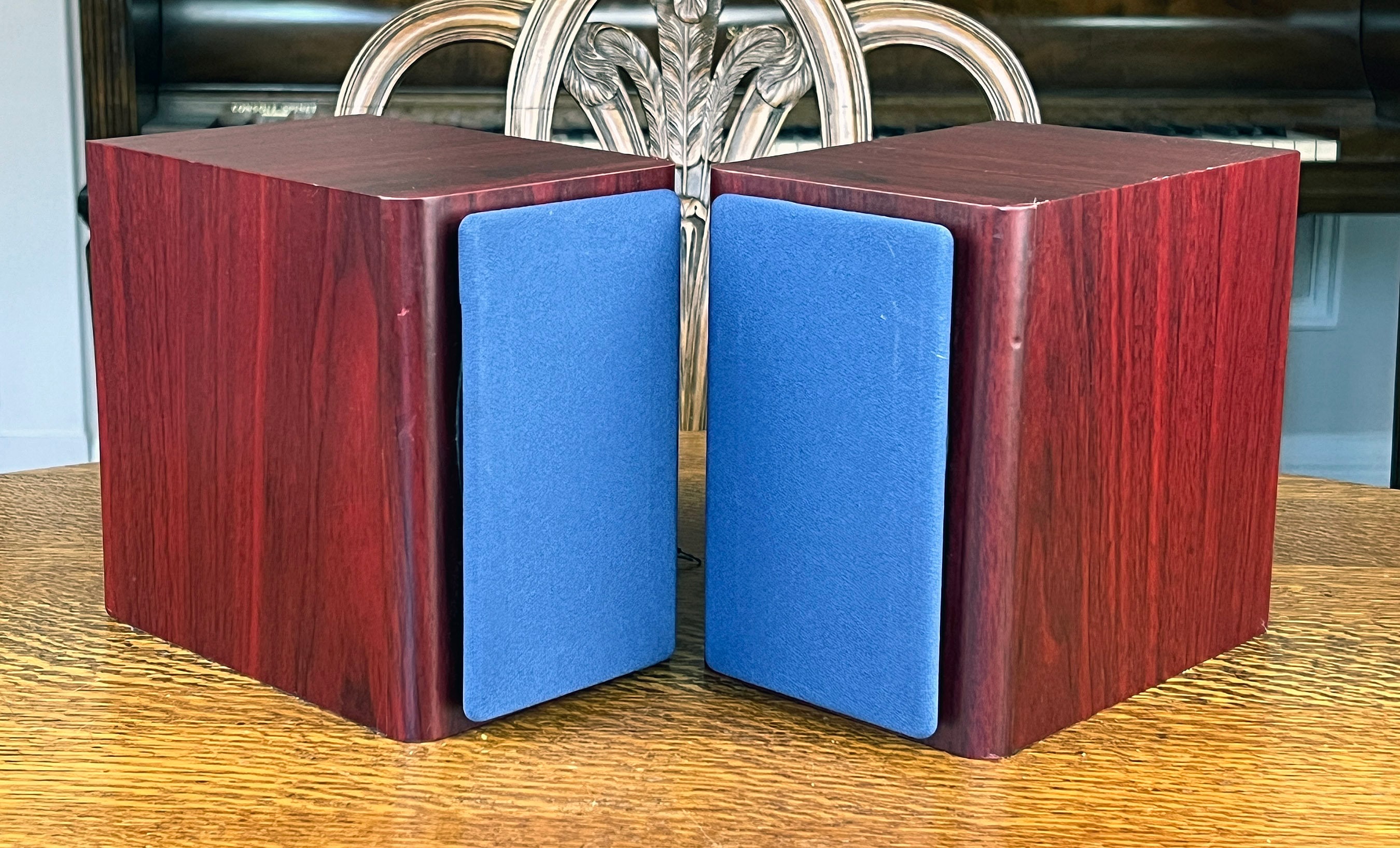 Pair of Bookshelf Speakers, Emerson Research Model 60-1381, 4 OHMS, Cherry Wood Finish, Unique Blue Grills, Retro Speakers,Tested & Working