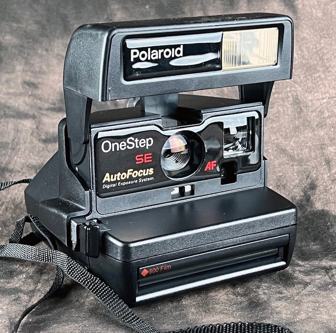 SALE vintage Polaroid Instant Film Camera, 600one Step AF Autofocus SE