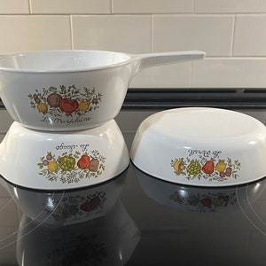 Set of 3 Corning Ware &quot;Spice of Life&quot; 2 Saucepans & 1 Skillet, Colorful Design, Excellent Vintage Condition, B-81-B, B-82-B, B-83-B, 1970s