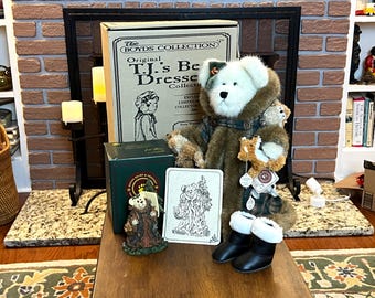 Fern Woodsbeary Plush Boyds Bear With 5 Woodland Friends & Resin Bear Statue, NIB, 2001