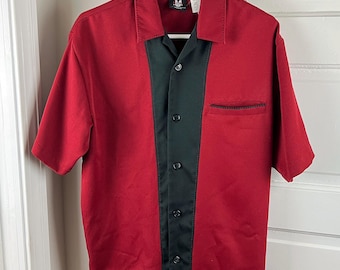 Vintage Y2K Hilton Bowling Shirt: Red & Black Retro Style, Size Small