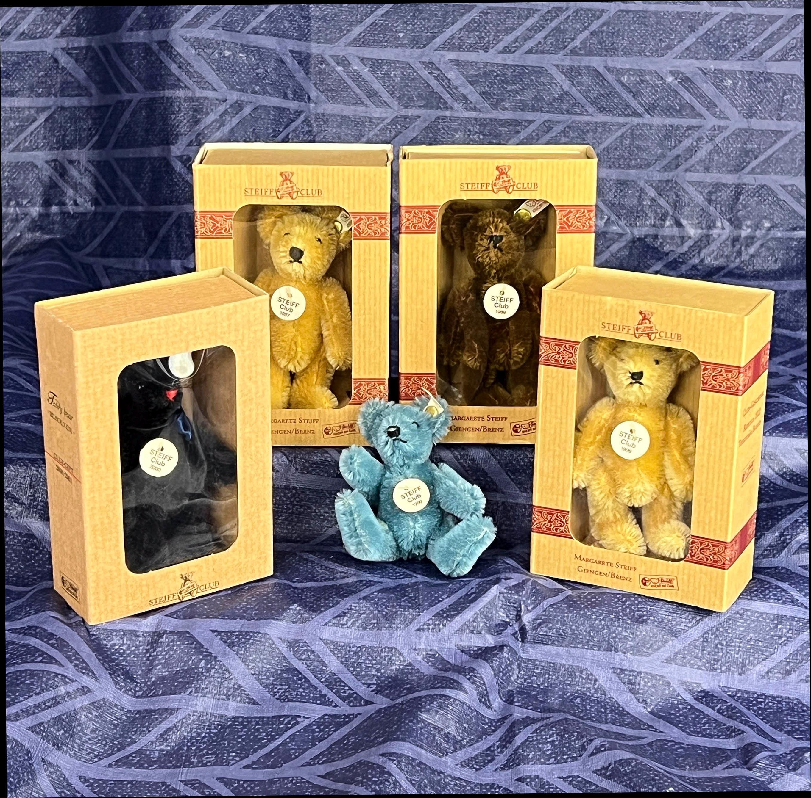 Steiff Club Miniature Teddy Bears, 1997 Through 2000: Small