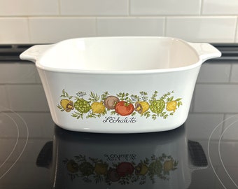 Corning Ware &quot;Spice of Life&quot; Casserole Dish &quot;L&#39;Echalote&quot; (Shallot), Colorful Vegetables in 1970s Colors, 6.5&quot; Square, A-1 1/2-B, 1.5 Liter