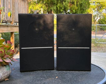 Pair of Bookshelf Speakers, Vintage Emerson Model System 34 Audio 8 OHM  Retro Speakers, Tested & Working