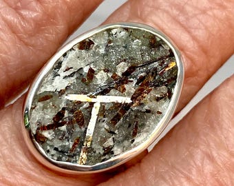 Hoge vibratie!! Uiterst zeldzame Russische Astrophylliet 925 sterling zilveren ring maat 9, helende cadeauset, Lemurisch zaadkristal. Doordrenkt met engelachtige Reiki.