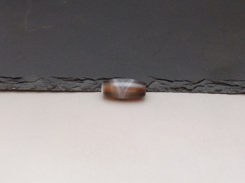 A Nepal Tibetan Style Natural Banded Agate Beads Dzi Bead #YXD-165