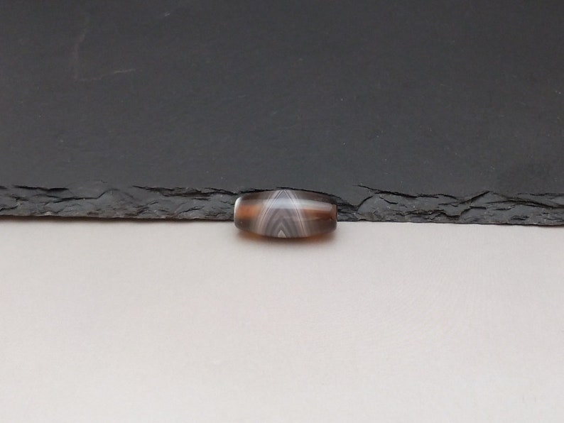 A Nepal Tibetan Style Natural Banded Agate Beads Dzi Bead #YXD-165