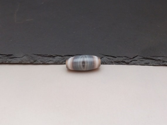 A Nepal Tibetan Style Natural Banded Agate Beads Dzi Bead #YXD-165