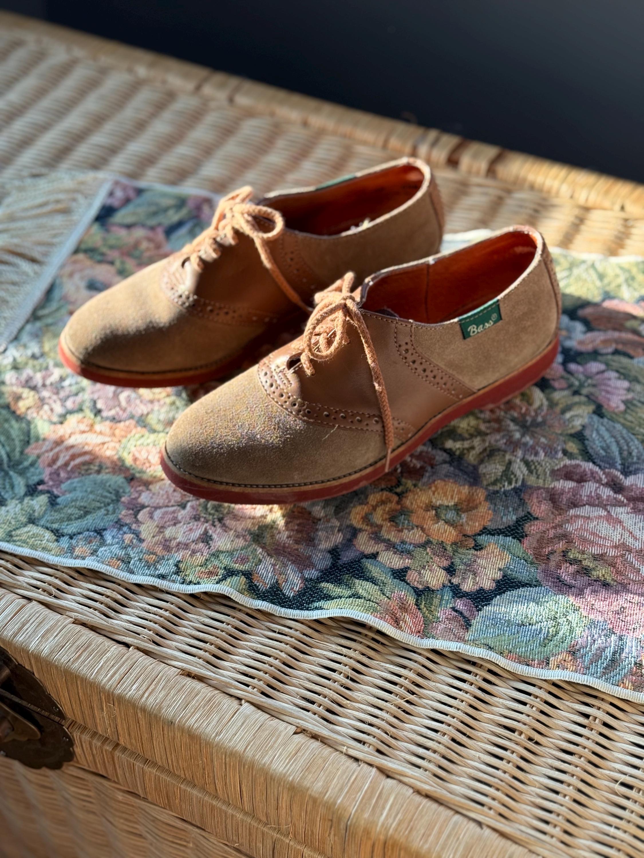 Vintage‎ GH Bass Brown Leather Suede Saddle Shoes Oxfords 4716W Mens 8.5 M USA Vintage G.H. Bass “saddles & Bucks” Saddle Shoes | Tan Suede  main image 3