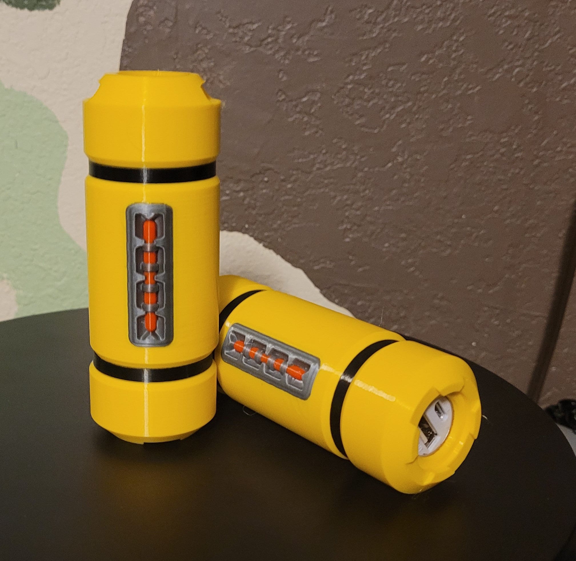Scream Canister USB Case